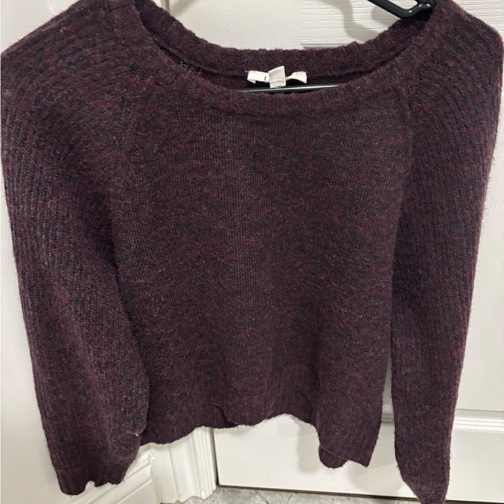 Elegant Brugundy Crew Neck Sweater